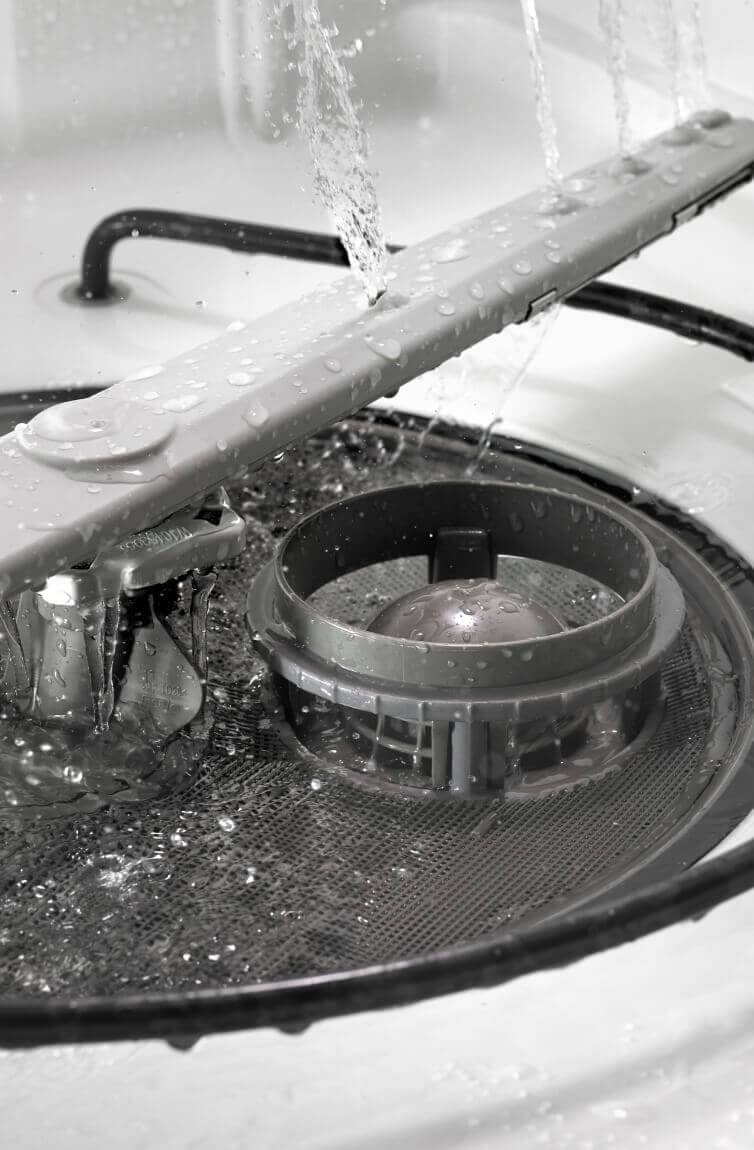 Amana Dishwasher Not Cleaning: Quick Fixes to Restore Sparkle